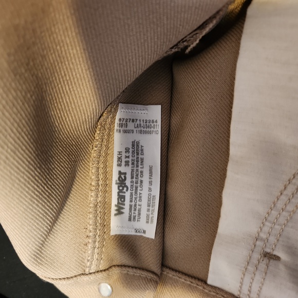 Wrangler Pants - Picture 3 of 3